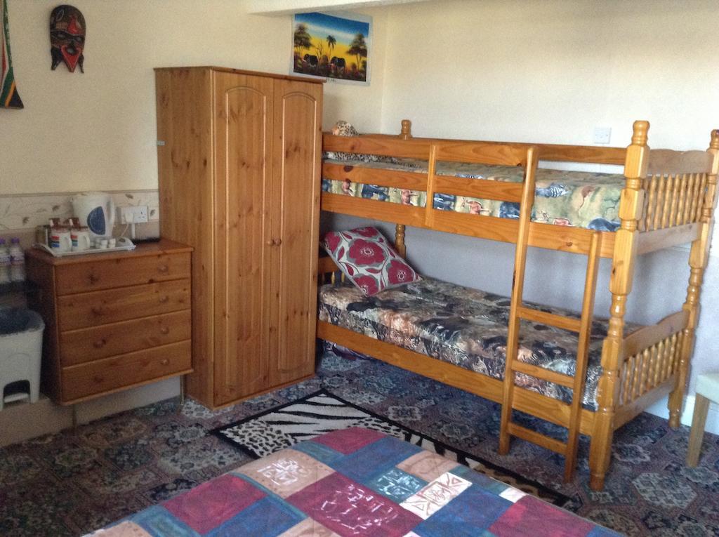 Hornby Villa- 4Star B&B-Couples & Families Only Blackpool Room photo