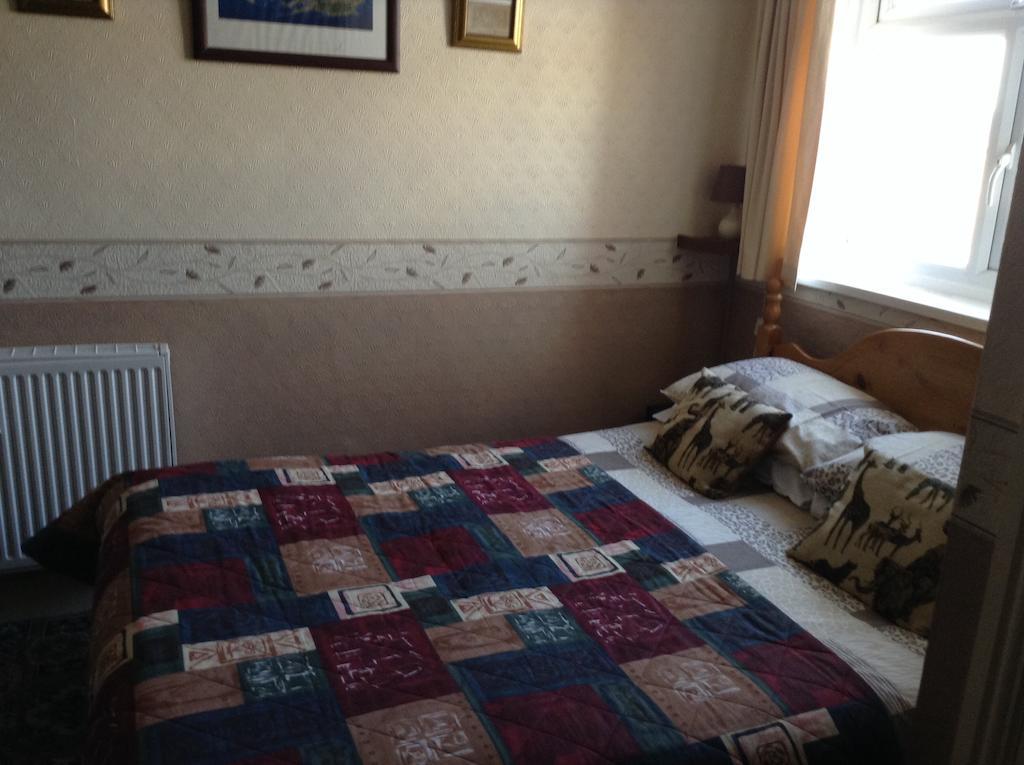 Hornby Villa- 4Star B&B-Couples & Families Only Blackpool Room photo