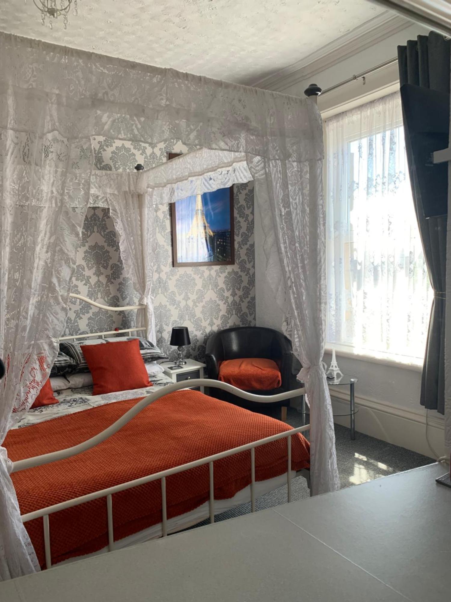 Hornby Villa- 4Star B&B-Couples & Families Only Blackpool Exterior photo