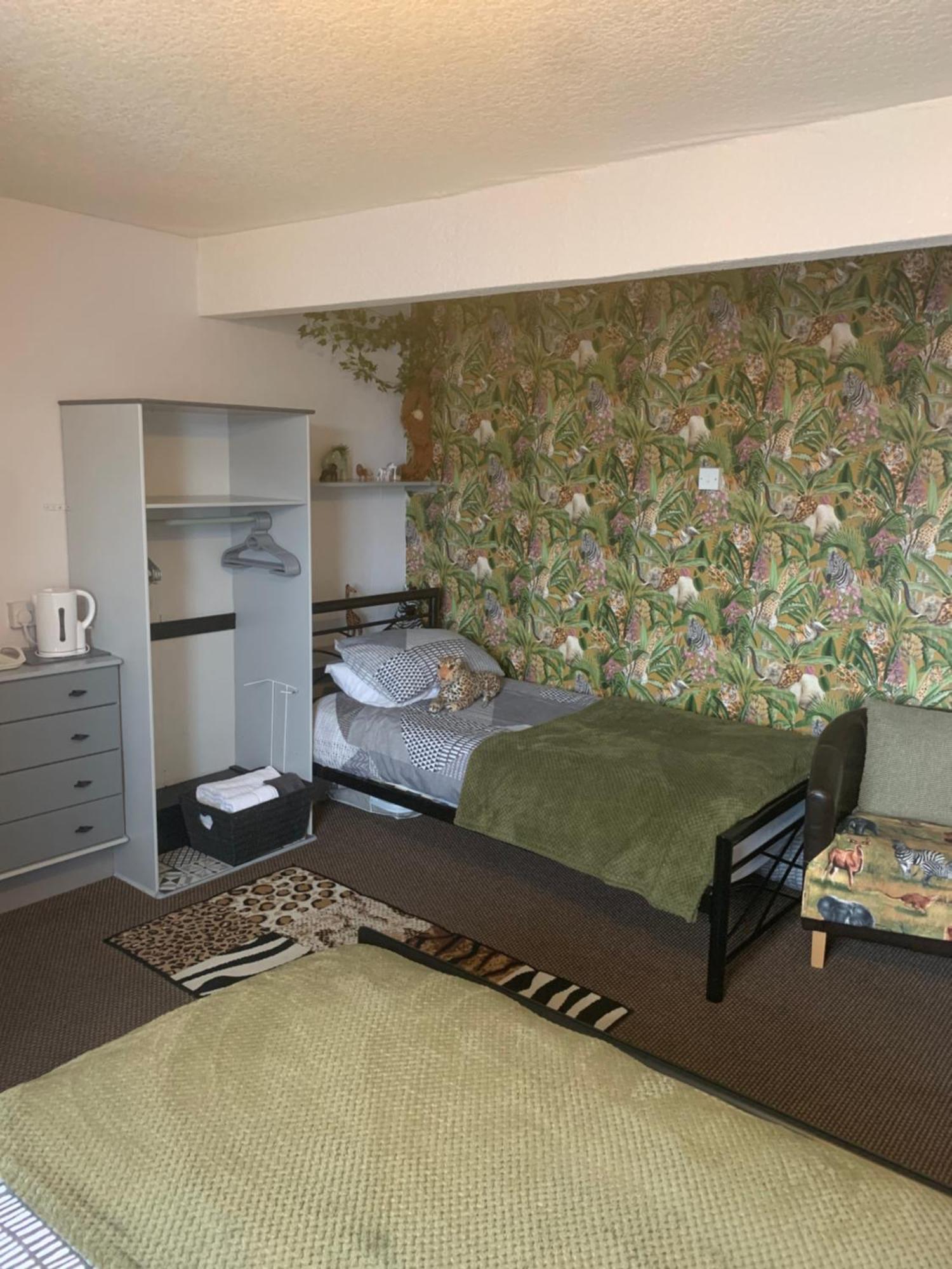 Hornby Villa- 4Star B&B-Couples & Families Only Blackpool Room photo